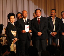 おりんさん　町長　伊吹吾郎さん